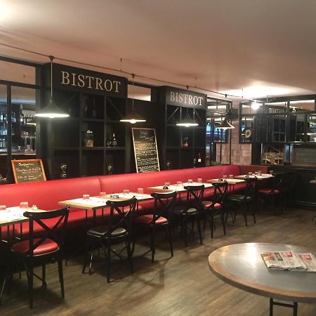 Hotel Restaurant Cousseau Parentis-en-Born Ngoại thất bức ảnh